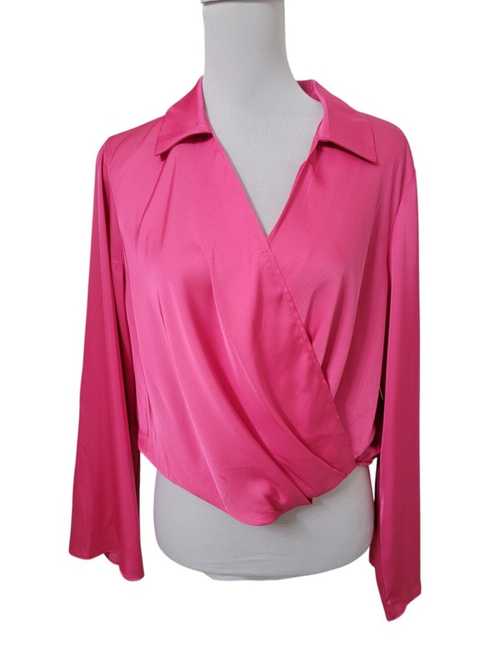 Bunulu Size L Hot Pink Satin Short Blouse w/ Plunging V-Neck and Surplice Front